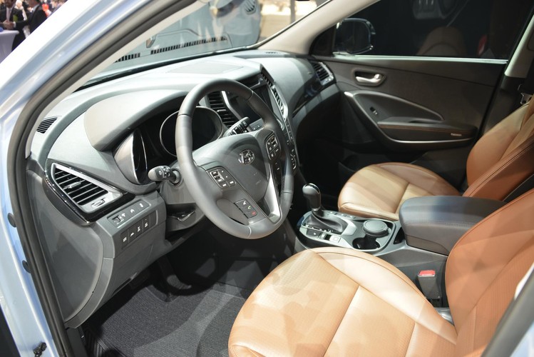 Hyundai grand santa fe