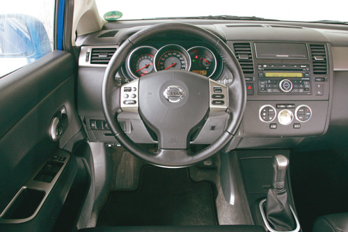 VW Golf kontra Kia ceed i Nissan Tiida - Porównanie trzech kompaktów