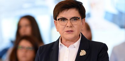 Były minister kupił broszkę Szydło. Po co?