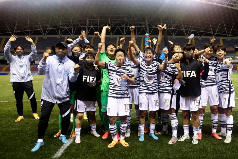 한국은 영화 Falconets의 다음 경쟁자입니다.