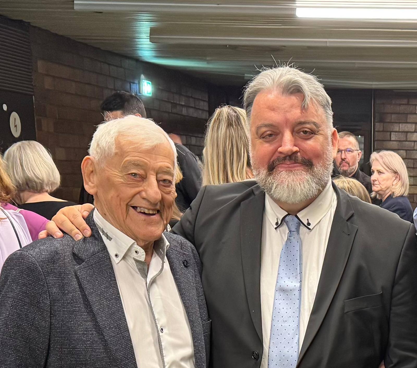 Legendárny hokejista Jozef Golonka a Eduard Chmelár.