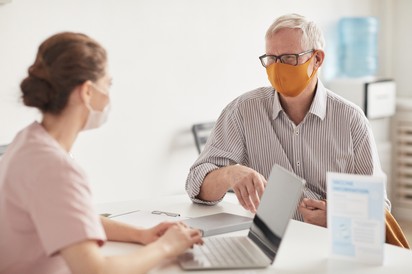 Koronavírus: ma délután 4 óráig lehet online időpontot foglalni oltásra