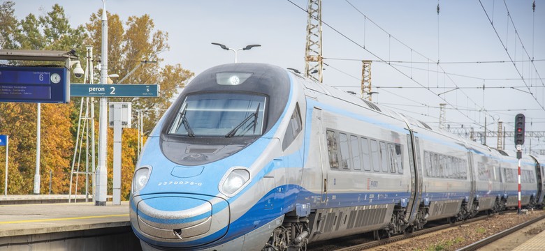 Pojedziemy pociągiem z Gdyni do Pragi. Podano datę