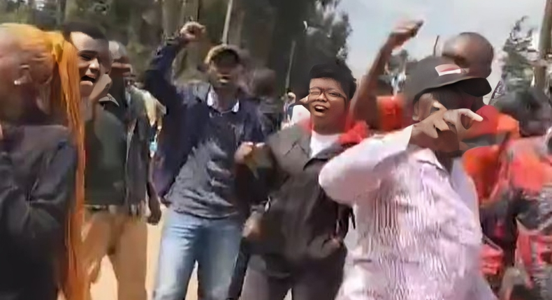 Protests break out outside ACK Nyahururu church where Ruto & Gachagua are attending service