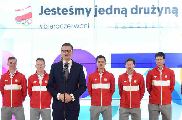 Premier Morawiecki do skoczków narciarskich: Jesteście naszą wielką nadzieją. Skaczecie dla Polski