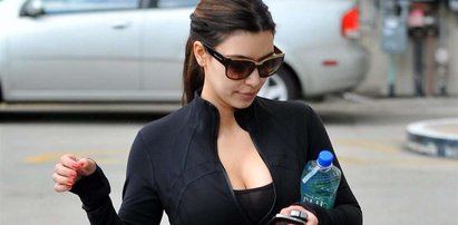 Kardashian dba o figurę