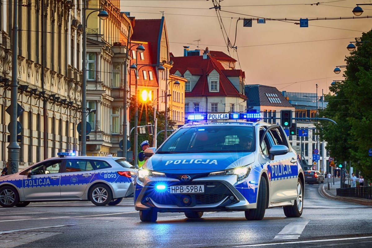 Zmiany mają zachęcić absolwentów klas o profilu mundurowym do wstępowania do służby w policji