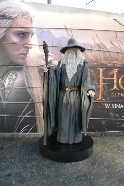 "Hobbit: Bitwa Pięciu Armii": Gandalf na Dworcu Centralnym