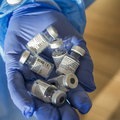 Opóźnienia w dostawach szczepionki Pfizer/BioNTech potrwają do 25 stycznia. Dostawy do Polski spadną o 40 proc.