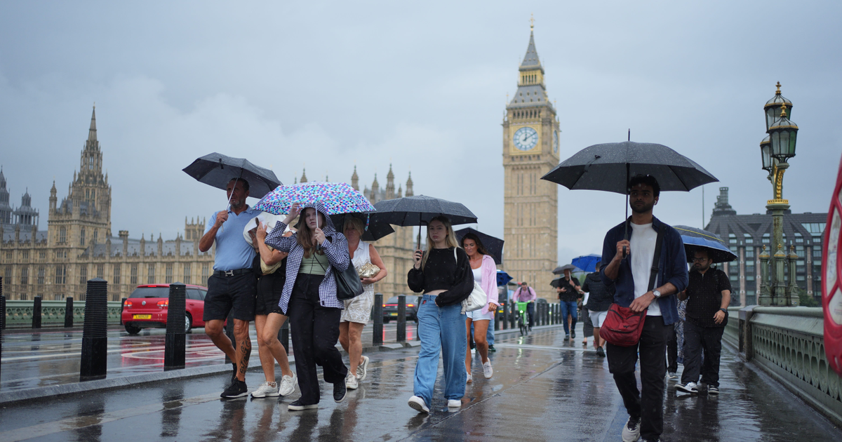 Flash flooding warning: Half month's rain to hit UK Monday