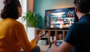Intenzivno gledanje televizora u srednjem dobu posebno šteti mozgu muškaraca