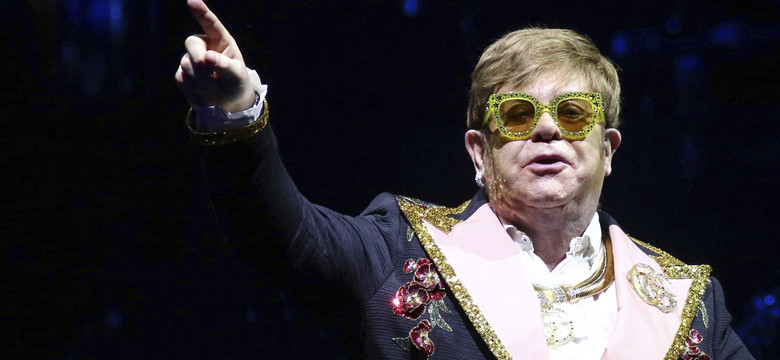 Elton John: okulary, homoseksualizm i fenomenalna muzyka