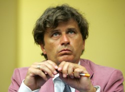 Zobacz, jak Palikot drwi z Kaczyńskiego