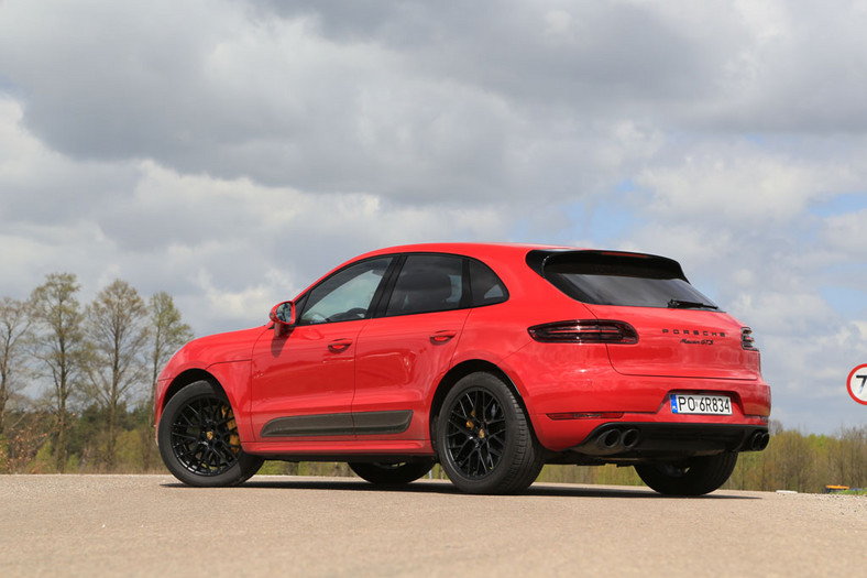 Porsche Macan GTS - czerwony alarm