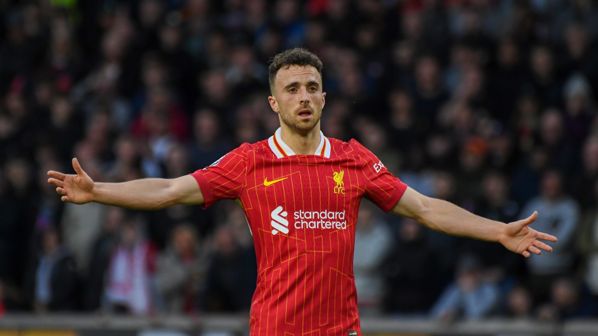 Po nehode tragicky zahynul útočník Liverpoolu Diogo Jota († 28).