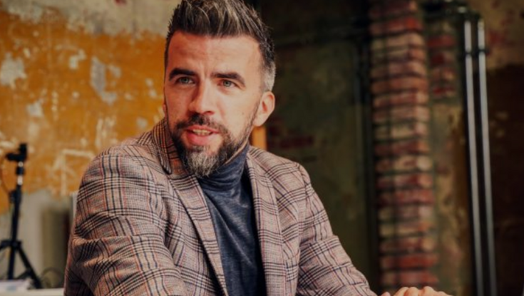 Znany Papuga ma nieznane oblicze? Kim jest Jacek Miczek – „ślonski” przedsiębiorca?