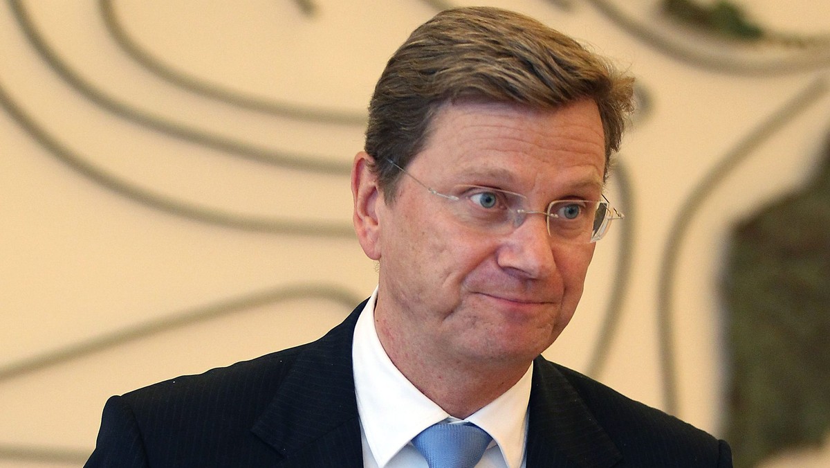 Minister spraw zagranicznych Niemiec Guido Westerwelle podczas rozmowy telefonicznej złożył na ręce szefa MSZ Radosława Sikorskiego kondolencje, w związku z tragicznym wypadkiem polskiego autokaru pod Berlinem.