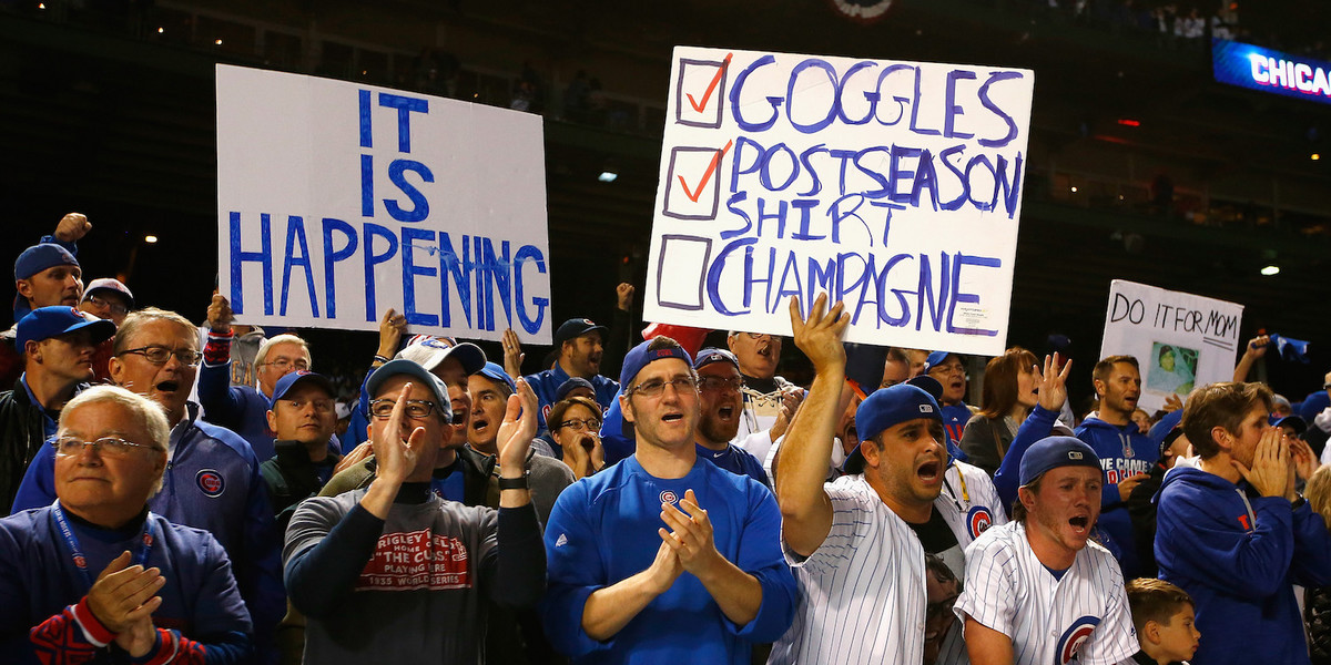 Cubs fans started lining up at Wrigleyville bars more than 12 hours before Game 3 of the World Series