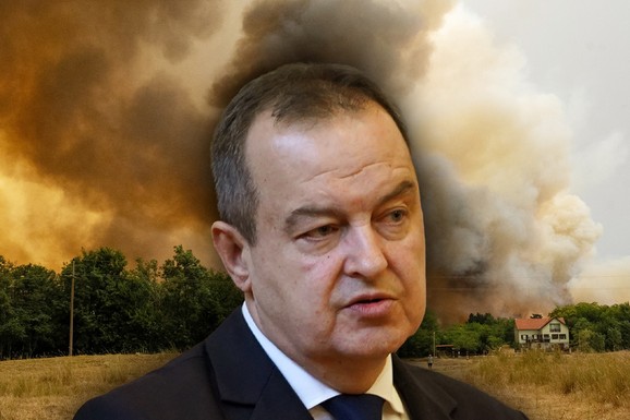 "NAJVAŽNIJE JE DA NEMA ŽRTAVA, KUĆE NISU IZGORELE" Dačić i Čaušić u Deliblatskoj peščari: "U Srbiji buktalo više od 600 požara, aktivirani helikopteri sa najvećim kapacitetima" (FOTO, VIDEO)