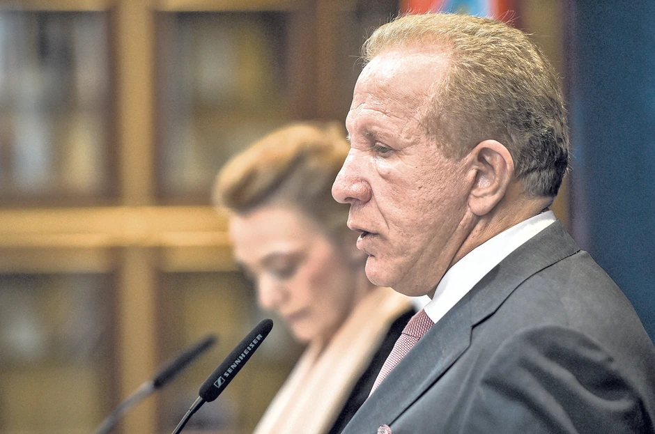 ... a Bedžetu Pacoliju Dačić nije jer - ne tvituje