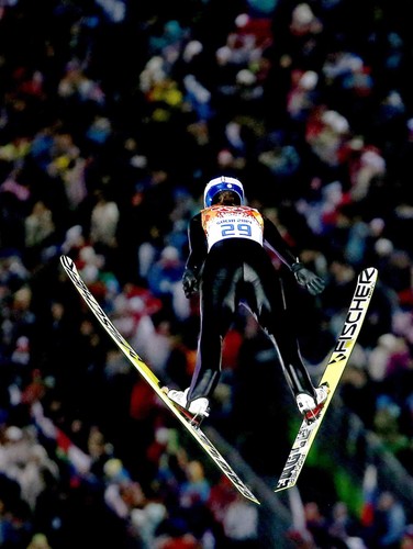 Złota medalistka w skokach narciarskich Carina Vogt. Fot. EPA/VALDRIN XHEMAJ