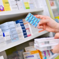 Íme, az Algopyrin hatóanyagát tartalmazó gyógyszerek listája, amik vény nélkül kaphatók