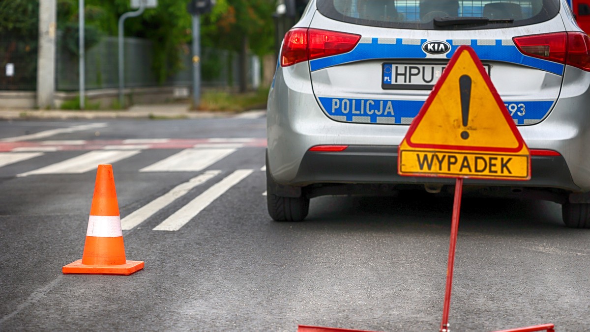 Karambol na DTŚ w Gliwicach z udziałem dziewięciu pojazdów, kierowcy muszą liczyć się z utrudnieniami [Źródło: Onet]