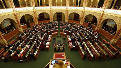 Ma kezdődik a költségvetésről szóló törvényjavaslat vitája az országgyűlésben – A főispánokról is szó lesz