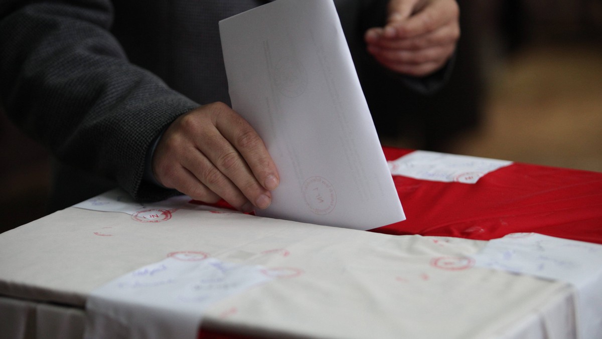 W powiecie augustowskim trwa w niedzielę referendum w sprawie odwołania rady powiatu augustowskiego (Podlaskie). Głosowanie potrwa do godziny 21.