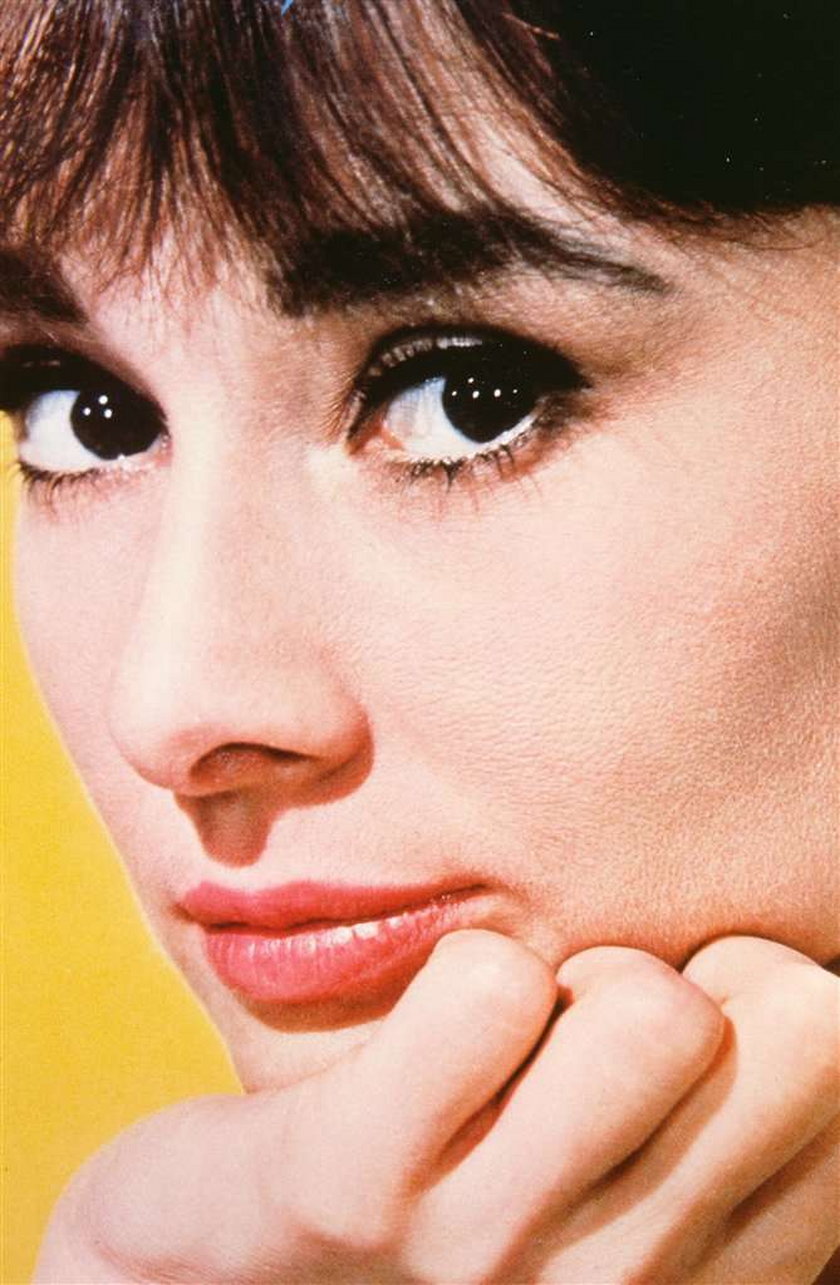 Audrey Hepburn to ideał piękna zdaniem Anglików. Kto został najpiekniejszą kobietą minionego stulecia?