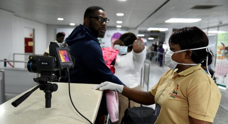 Photo prise à l'aéroport international de Lagos, capitale économique du Nigeria où un cas de coronavirus a été recensé, le premier en Afrique subsaharienne