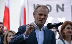 Tusk dziękuje KOD-owcom: Pokazaliście odwagę, kiedy tak wielu zwątpiło