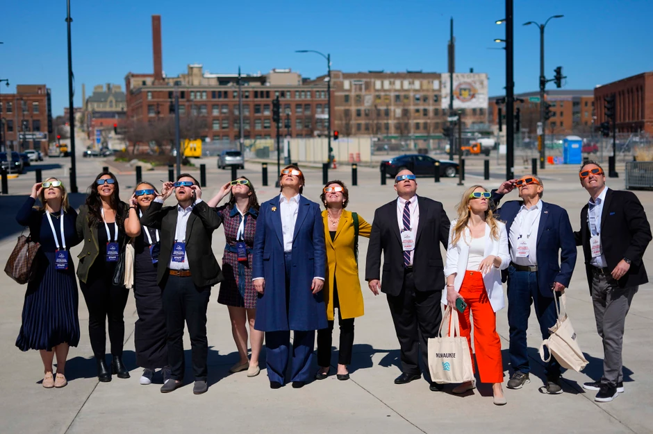 Potpuno pomračenje Sunca iz Milvokija u Viksonsinu 8. aprila