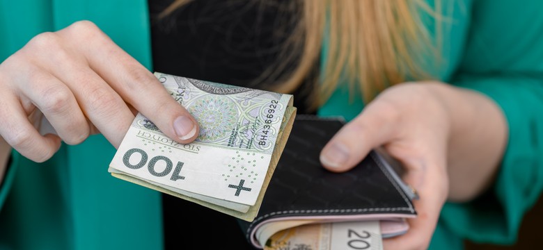 Pracownicy pomocy społecznej walczą o podwyżki. Związkowcy naciskają na resort pracy