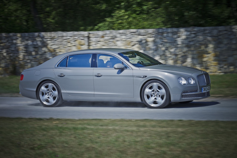 Bentley Flying Spur 6.0 W12 z 2013 r.