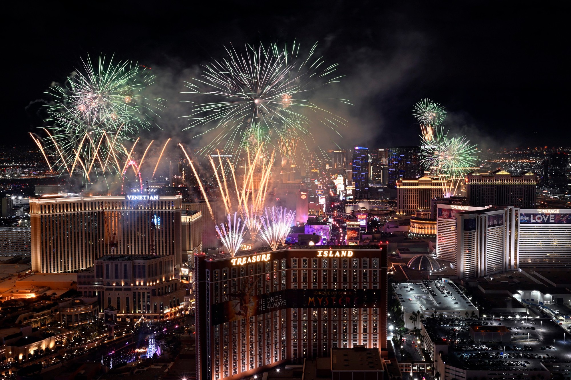 Oslava nového roka v Las Vegas.