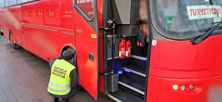 Rozpoczynają się ferie. Inspektorzy ITD sprawdzają autokary