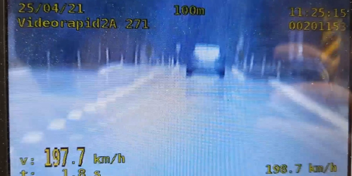 Jechała prawie 200 km/h. Prawo jazdy straciła już wcześniej