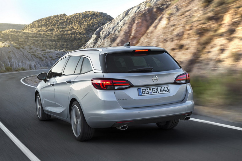 Frankfurt 2015: czym zaskoczy Opel Astra Sports Tourer?