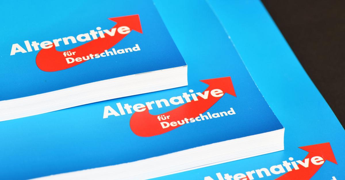 Dlaczego niemiecki poseł AfD organizował wizyty w ambasadzie Rosji? "Turystyczny charakter"