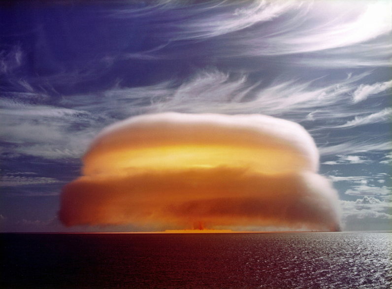 Próba nuklearna o kryptonimie Dione była 34-kilotonowym wybuchem przeprowadzonym przez Francję na atolu Mururoa w 1971 r.