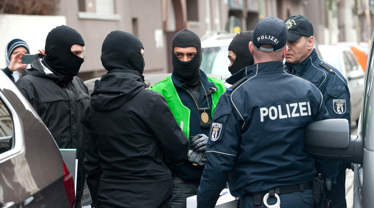 Berlinben is razziáztak, mert itt  lakott az egyik gyanúsított / Fotó:AFP