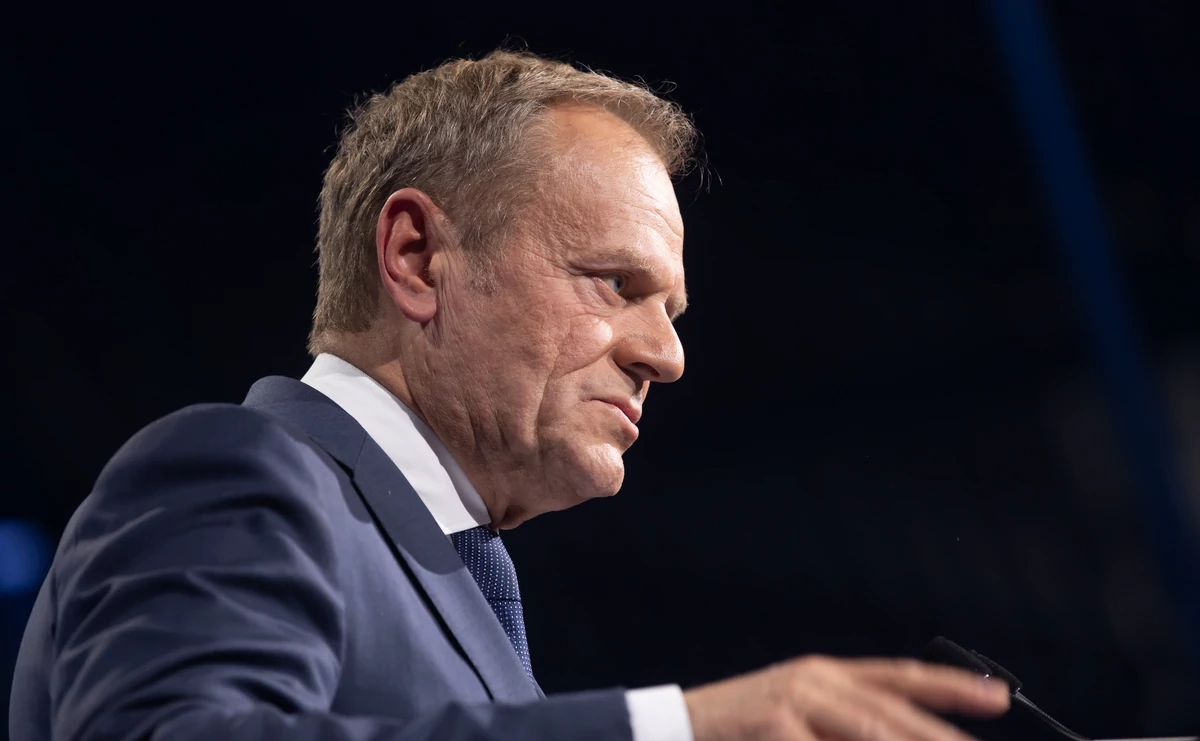 Une bagarre dans le studio Polsat News.  Il s’agissait des paroles de Tusk sur les immigrants