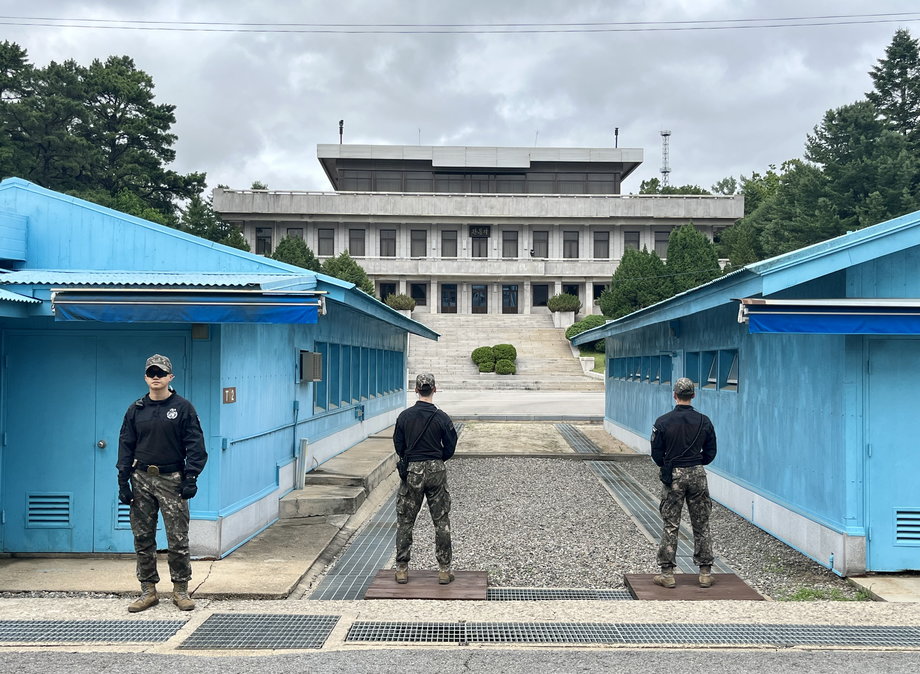 Północnokoreańscy żołnierze zniknęli z widoku w DMZ