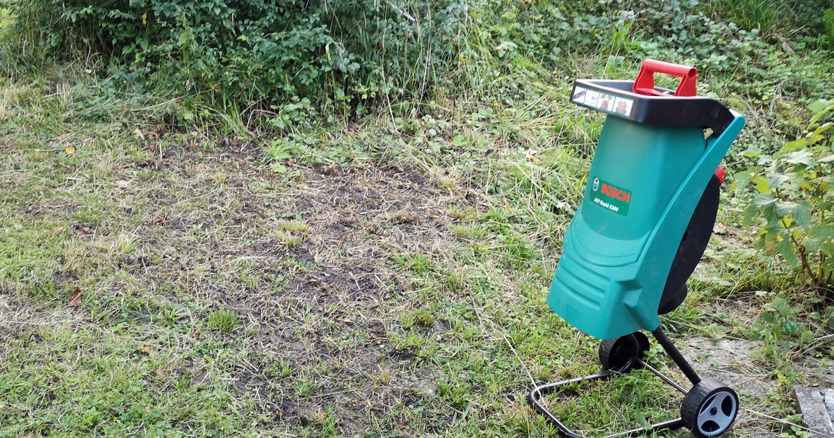 Gartenhäcksler ab 89 Euro Elektro oder Benziner, mit Messer oder