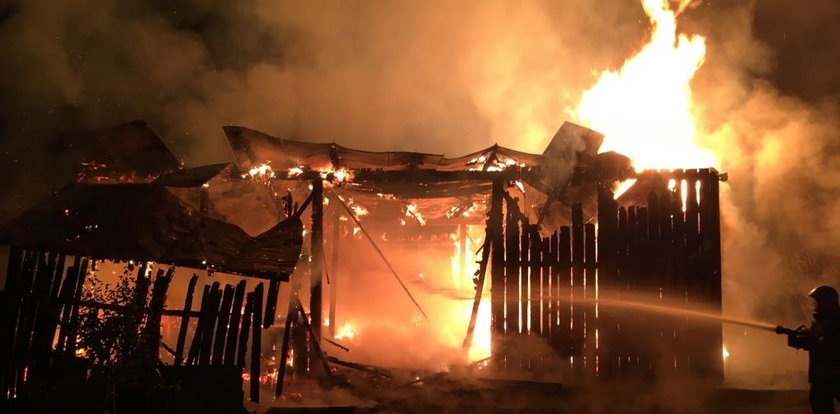 Ognisty rajd szaleńca. Podpalał wszystko na swojej drodze