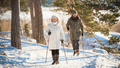 A szánkótól a nordic walkingig: szabadtéri mozgás télen