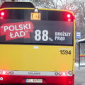 Samorządy kontra Polski Ład. Alternatywne "reklamy" zamiast rządowych