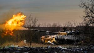 A Ukrainian tank of the 17th Tank Brigade fires at Russian positions in Chasiv Yar, February 29, 2024.Efrem Lukatsky/AP Photo