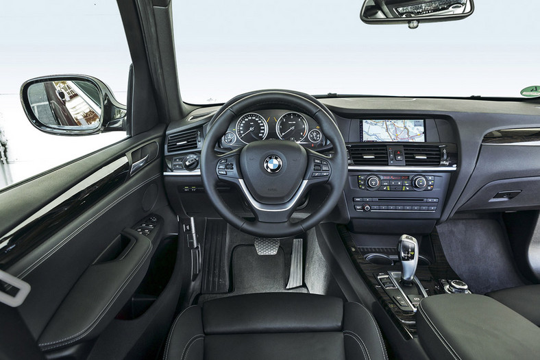 Nowy Hyundai Santa Fe kontra  BMW X3: kierunek luksus